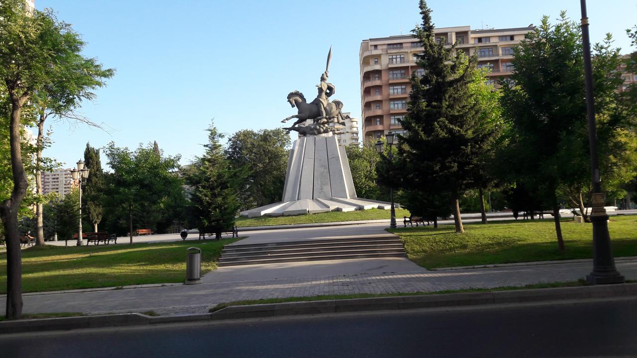 Comfortable, Close Center Baku Extérieur photo